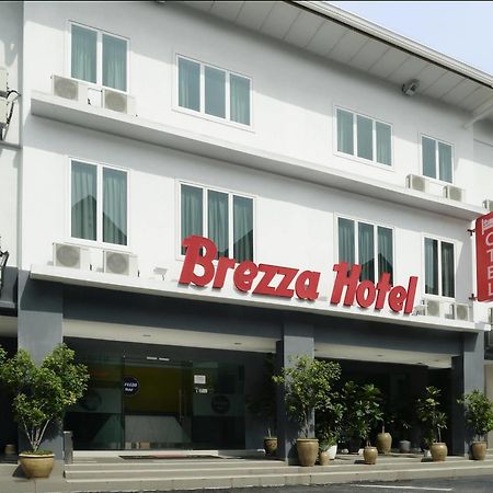 Brezza Hotel Lumut Εξωτερικό φωτογραφία
