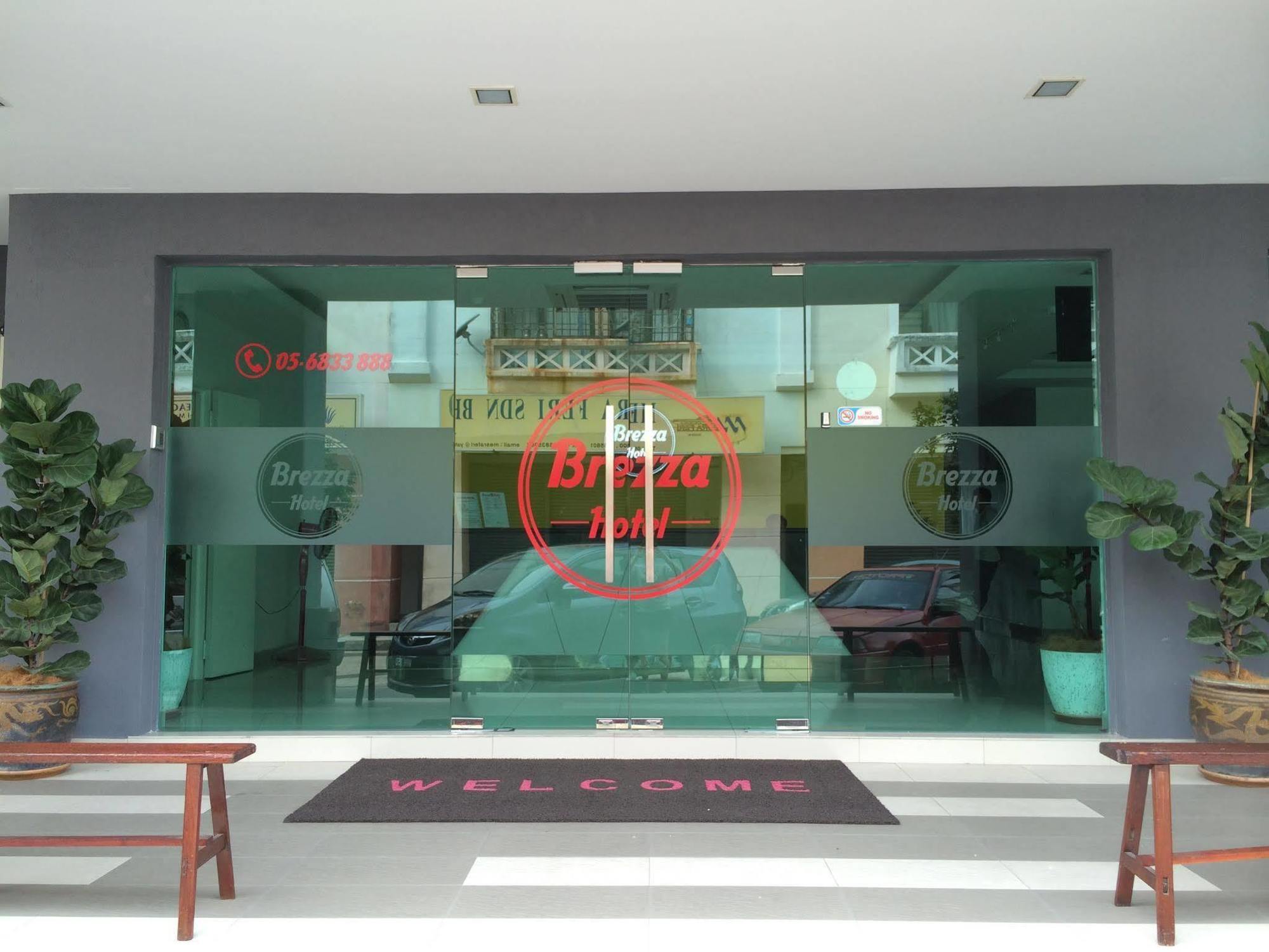 Brezza Hotel Lumut Εξωτερικό φωτογραφία